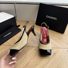 G238😀CHANEL* 香奈儿小香2026专柜同步新款高跟鞋单鞋凉鞋 极简设计 超好搭配的日常款、无论高度 质感都无可 G238😀CHANEL* 香奈儿小香2026专柜同步新款高跟鞋单鞋凉鞋 极简设计 超好搭配的日常款、无论高度 质感都无可