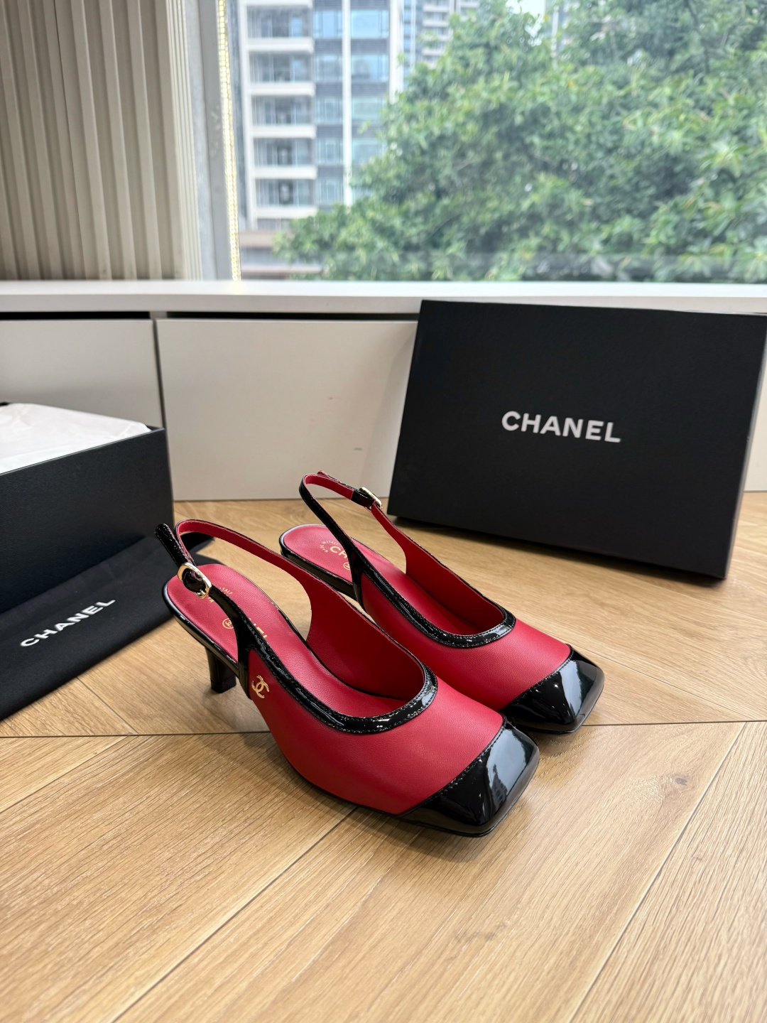 G238😀CHANEL* 香奈儿小香2026专柜同步新款高跟鞋单鞋凉鞋 极简设计 超好搭配的日常款、无论高度 质感都无可 G238😀CHANEL* 香奈儿小香2026专柜同步新款高跟鞋单鞋凉鞋 极简设计 超好搭配的日常款、无论高度 质感都无可