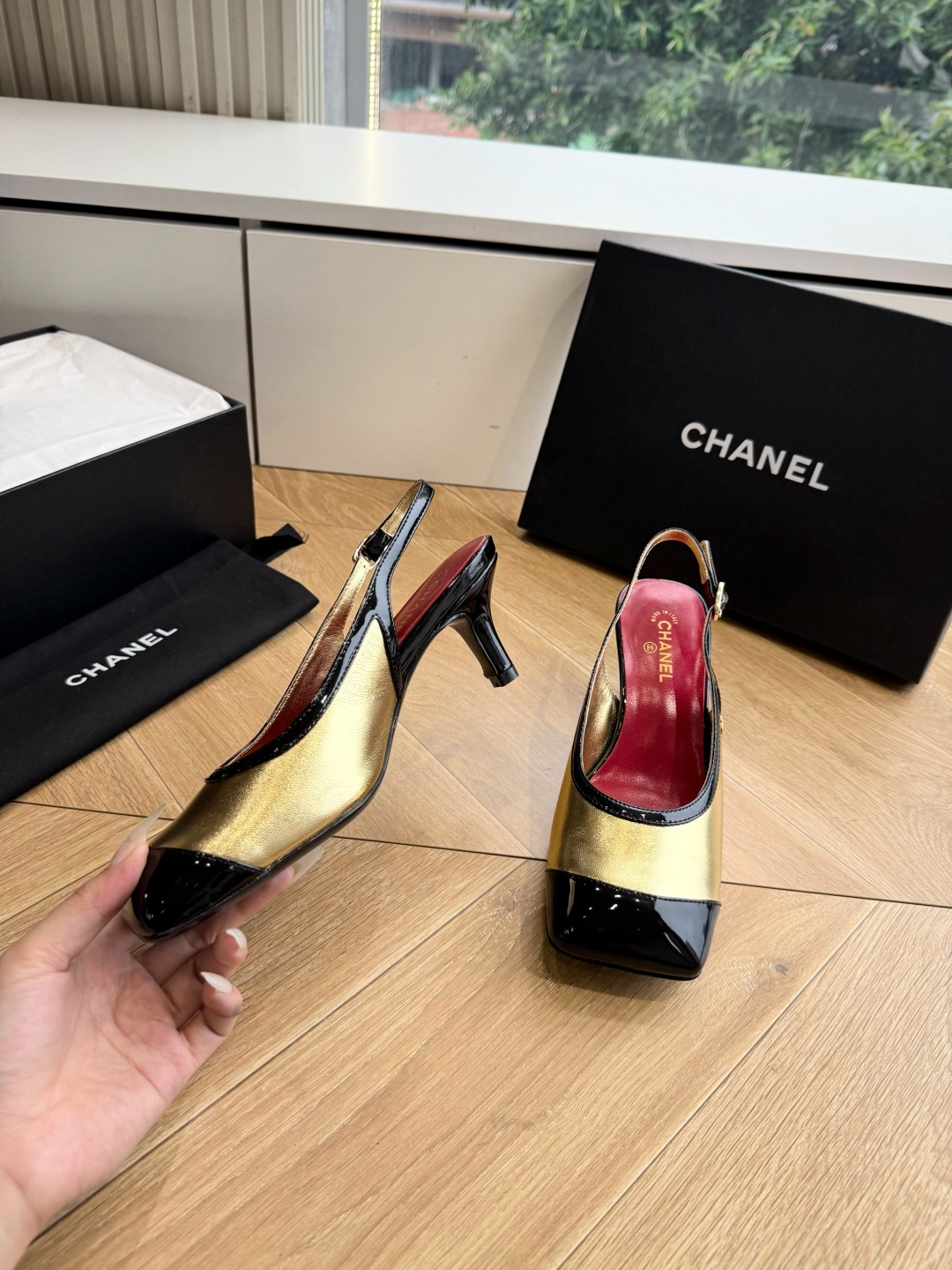 G238😀CHANEL* 香奈儿小香2026专柜同步新款高跟鞋单鞋凉鞋 极简设计 超好搭配的日常款、无论高度 质感都无可 G238😀CHANEL* 香奈儿小香2026专柜同步新款高跟鞋单鞋凉鞋 极简设计 超好搭配的日常款、无论高度 质感都无可