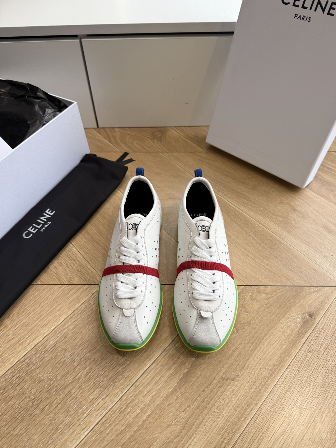 主打一个出货快品质好G08代购级别CELINE|赛琳思琳春夏最新款Racer系列 阿甘鞋 配Celine专用品质辅料包装 主打一个出货快品质好G08代购级别CELINE|赛琳思琳春夏最新款Racer系列 阿甘鞋 配Celine专用品质辅料包装