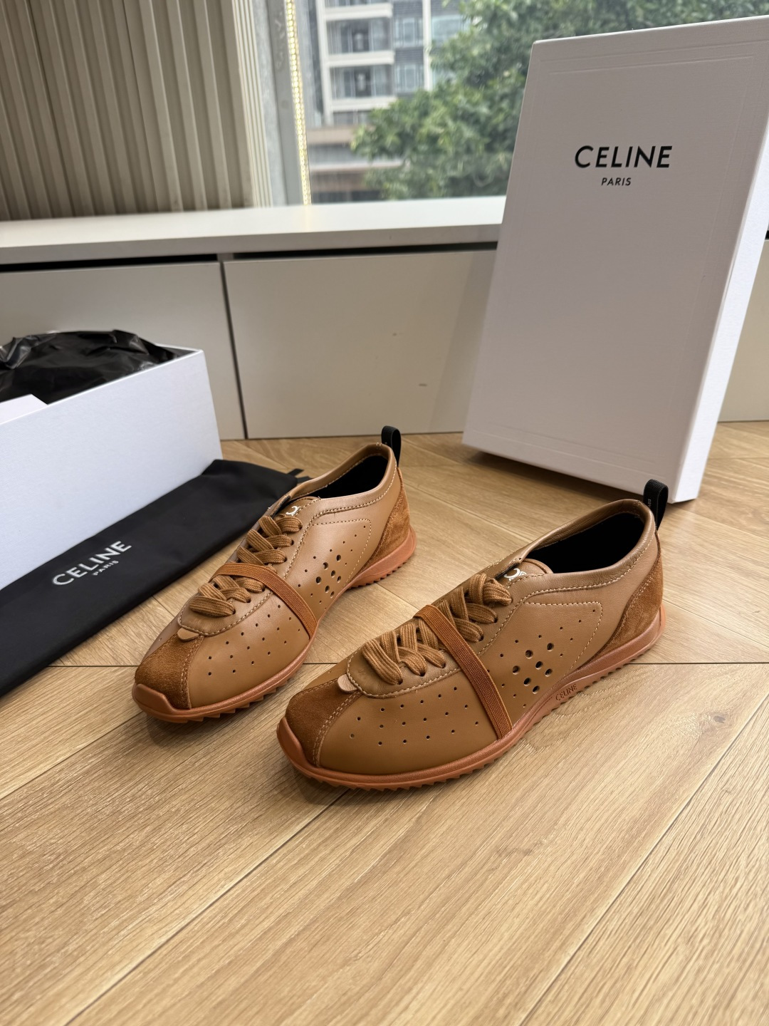 主打一个出货快品质好G08代购级别CELINE｜赛琳思琳春夏最新款Racer系列 阿甘鞋 配Celine专用品质辅料包装