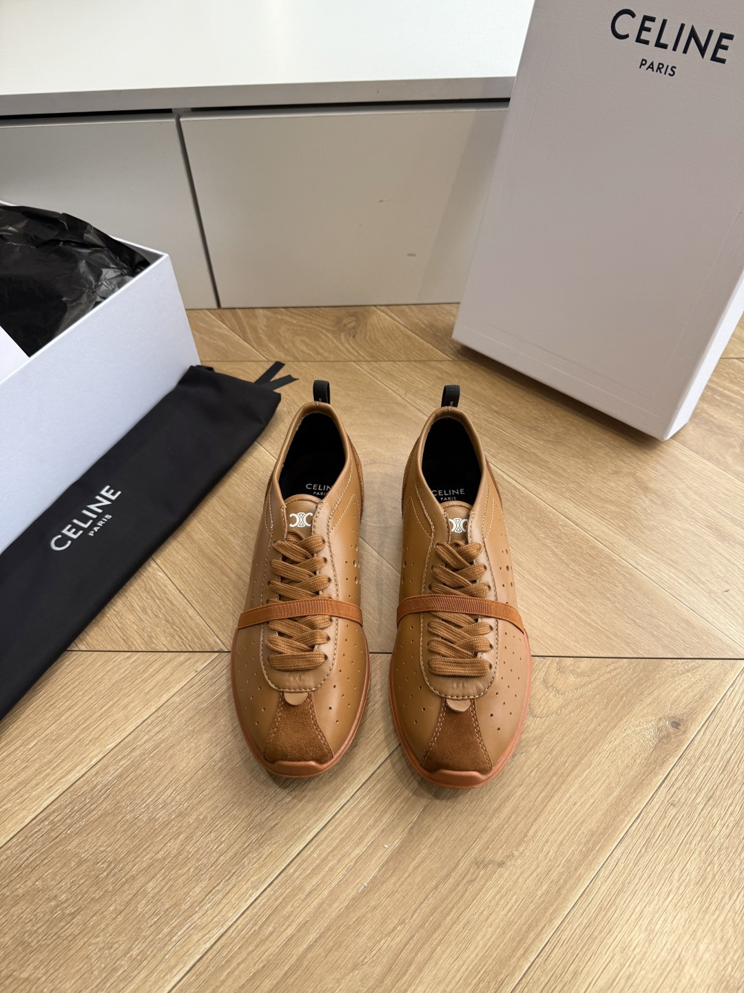 主打一个出货快品质好G08代购级别CELINE|赛琳思琳春夏最新款Racer系列 阿甘鞋 配Celine专用品质辅料包装 主打一个出货快品质好G08代购级别CELINE|赛琳思琳春夏最新款Racer系列 阿甘鞋 配Celine专用品质辅料包装