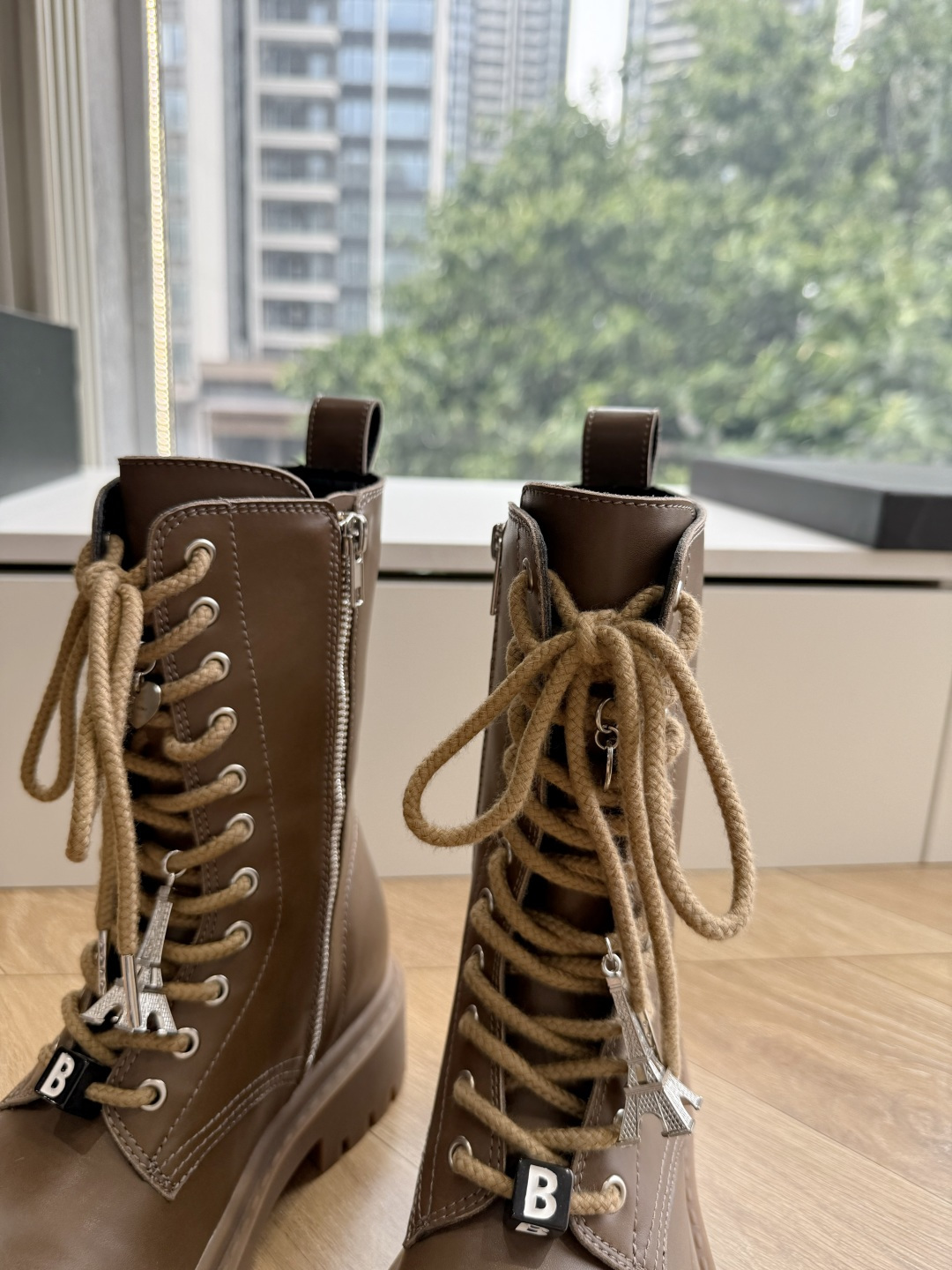 G029对版代购级别Balenciaga巴黎世家毒液Venom英伦复古切尔西短靴 请认准高版本 这款靴子在设计上独具匠 G029对版代购级别Balenciaga巴黎世家毒液Venom英伦复古切尔西短靴 请认准高版本 这款靴子在设计上独具匠