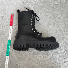 G029对版代购级别Balenciaga巴黎世家毒液Venom英伦复古切尔西短靴 请认准高版本 这款靴子在设计上独具匠 G029对版代购级别Balenciaga巴黎世家毒液Venom英伦复古切尔西短靴 请认准高版本 这款靴子在设计上独具匠