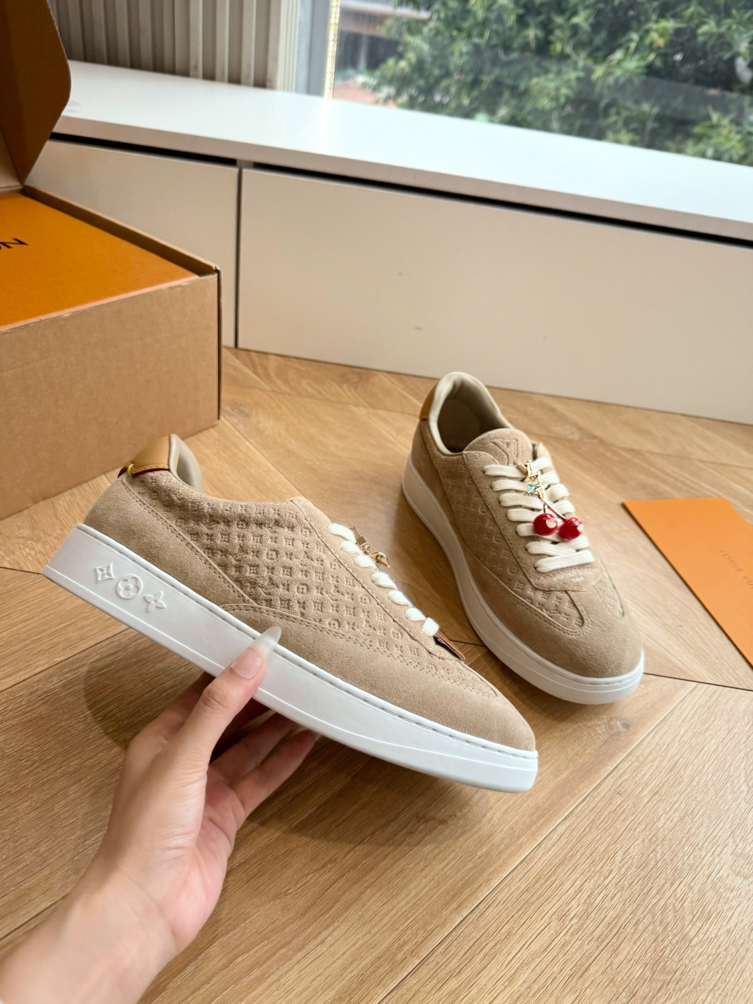 配饰60😀G2231-Louis Vuiton 路易威登 新款 LV Trainer系列板鞋篮球鞋 ‼️ 本款 LV 配饰60😀G2231-Louis Vuiton 路易威登 新款 LV Trainer系列板鞋篮球鞋 ‼️ 本款 LV