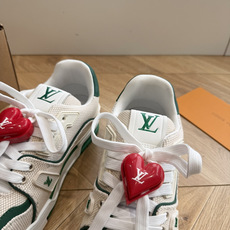 配饰60😀G2231-Louis Vuiton 路易威登 新款 LV Trainer系列板鞋篮球鞋 ‼️ 本款 LV 配饰60😀G2231-Louis Vuiton 路易威登 新款 LV Trainer系列板鞋篮球鞋 ‼️ 本款 LV