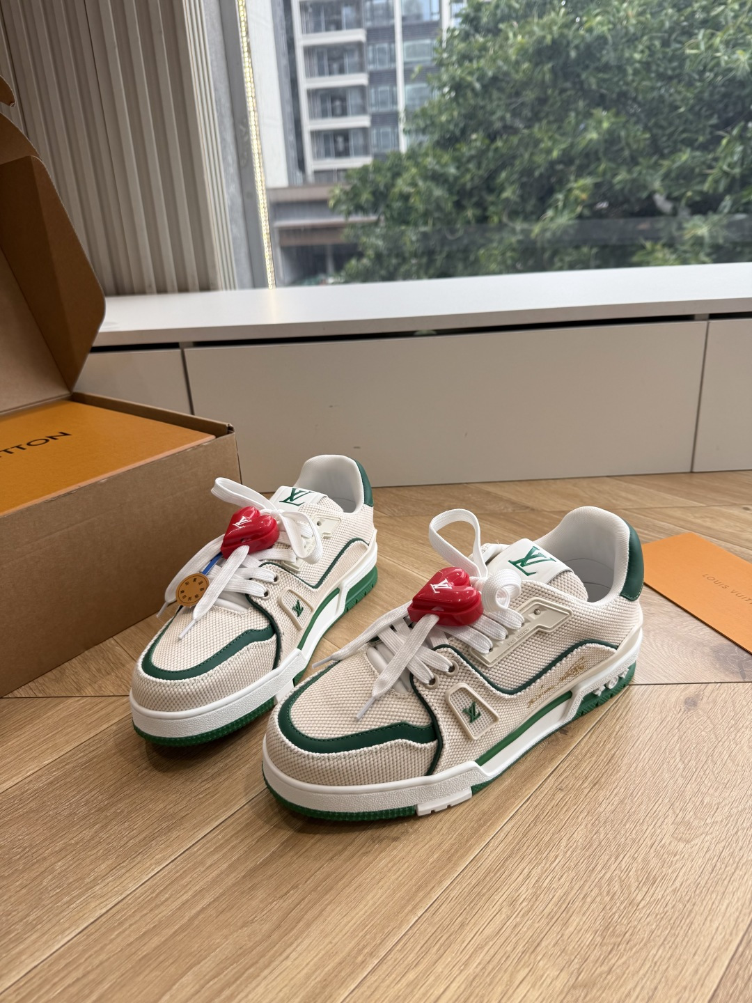 配饰60😀G2231-Louis Vuiton 路易威登 新款 LV Trainer系列板鞋篮球鞋 ‼️ 本款 LV 配饰60😀G2231-Louis Vuiton 路易威登 新款 LV Trainer系列板鞋篮球鞋 ‼️ 本款 LV