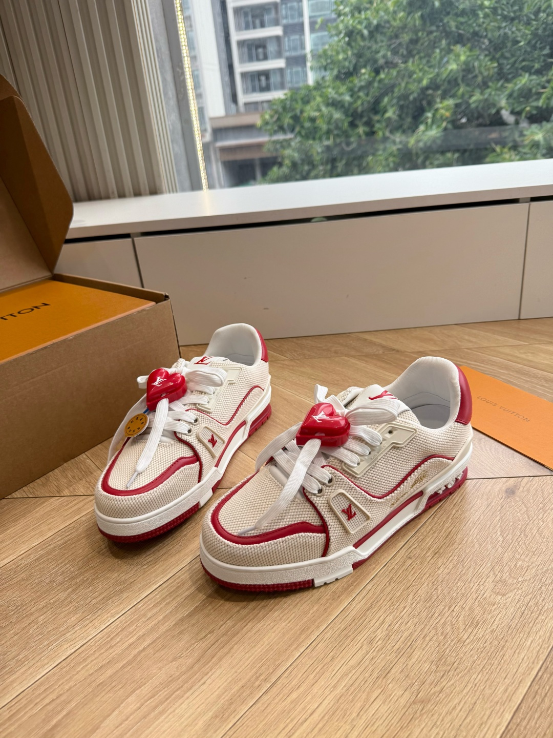 配饰60😀G2231-Louis Vuiton 路易威登 新款 LV Trainer系列板鞋篮球鞋 ‼️ 本款 LV 配饰60😀G2231-Louis Vuiton 路易威登 新款 LV Trainer系列板鞋篮球鞋 ‼️ 本款 LV
