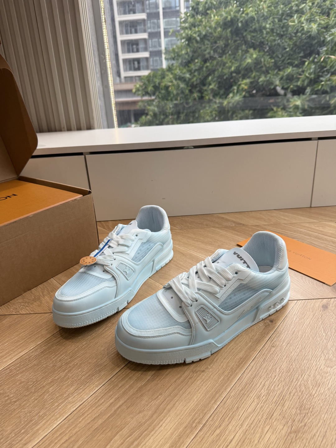 配饰60😀G2231-Louis Vuiton 路易威登 新款 LV Trainer系列板鞋篮球鞋 ‼️  本款 LV 