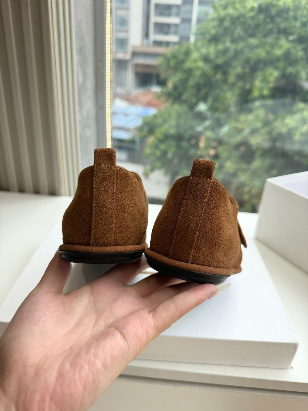 G679代购级别the roe单鞋一定要收了它 有一丢高级又简约的感觉其实除了好看以外它的舒适度真的是好穿到舍不得脱下来 G679代购级别the roe单鞋一定要收了它 有一丢高级又简约的感觉其实除了好看以外它的舒适度真的是好穿到舍不得脱下来