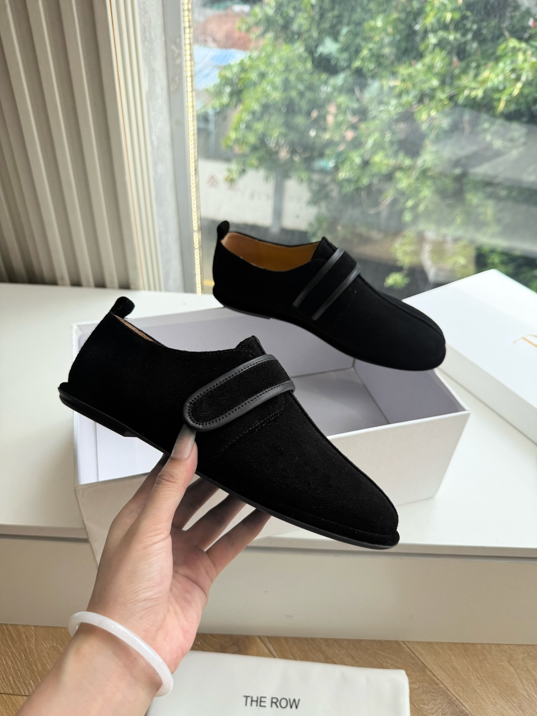 G679代购级别the roe单鞋一定要收了它 有一丢高级又简约的感觉其实除了好看以外它的舒适度真的是好穿到舍不得脱下来