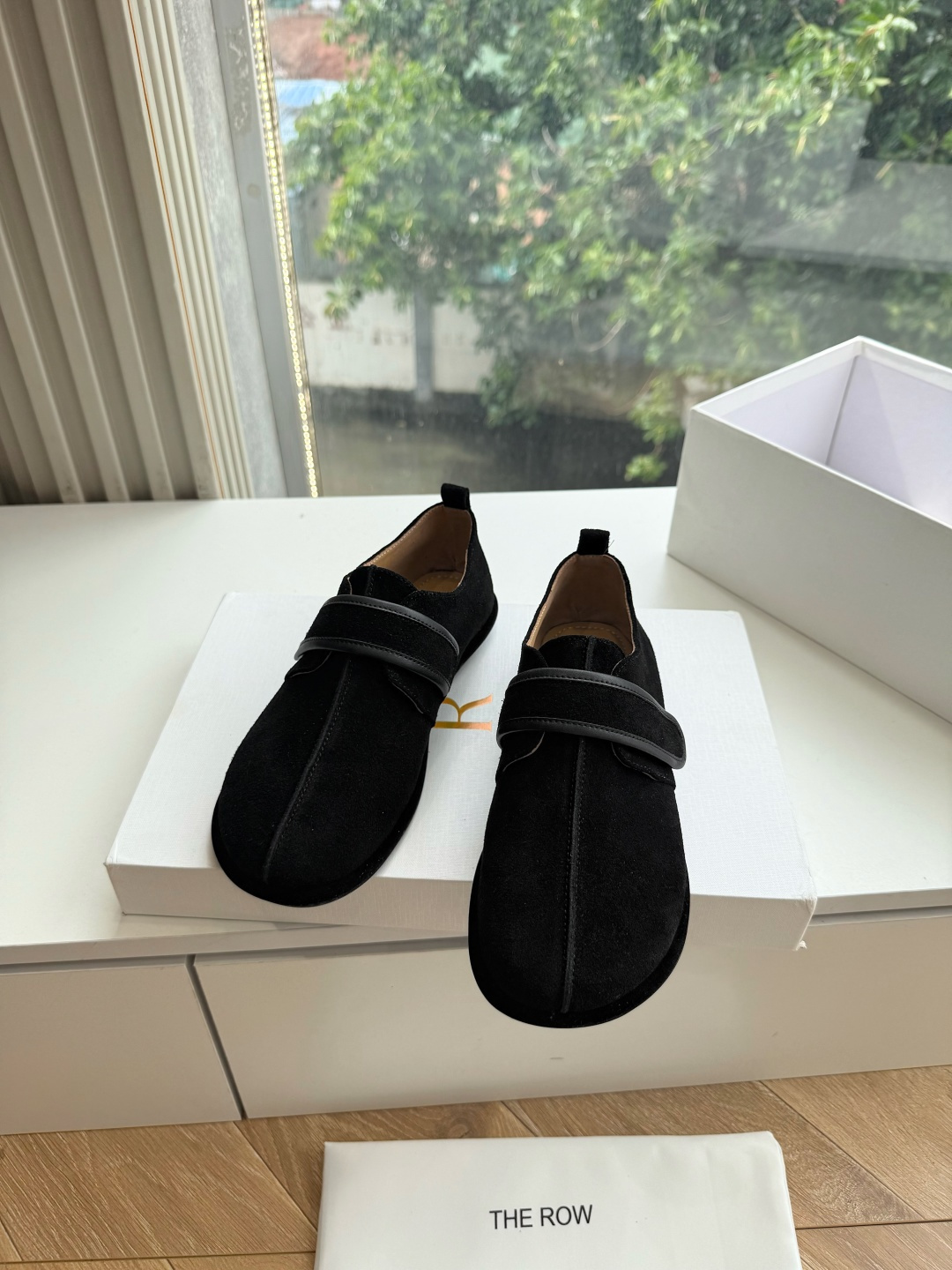 G679代购级别the roe单鞋一定要收了它 有一丢高级又简约的感觉其实除了好看以外它的舒适度真的是好穿到舍不得脱下来