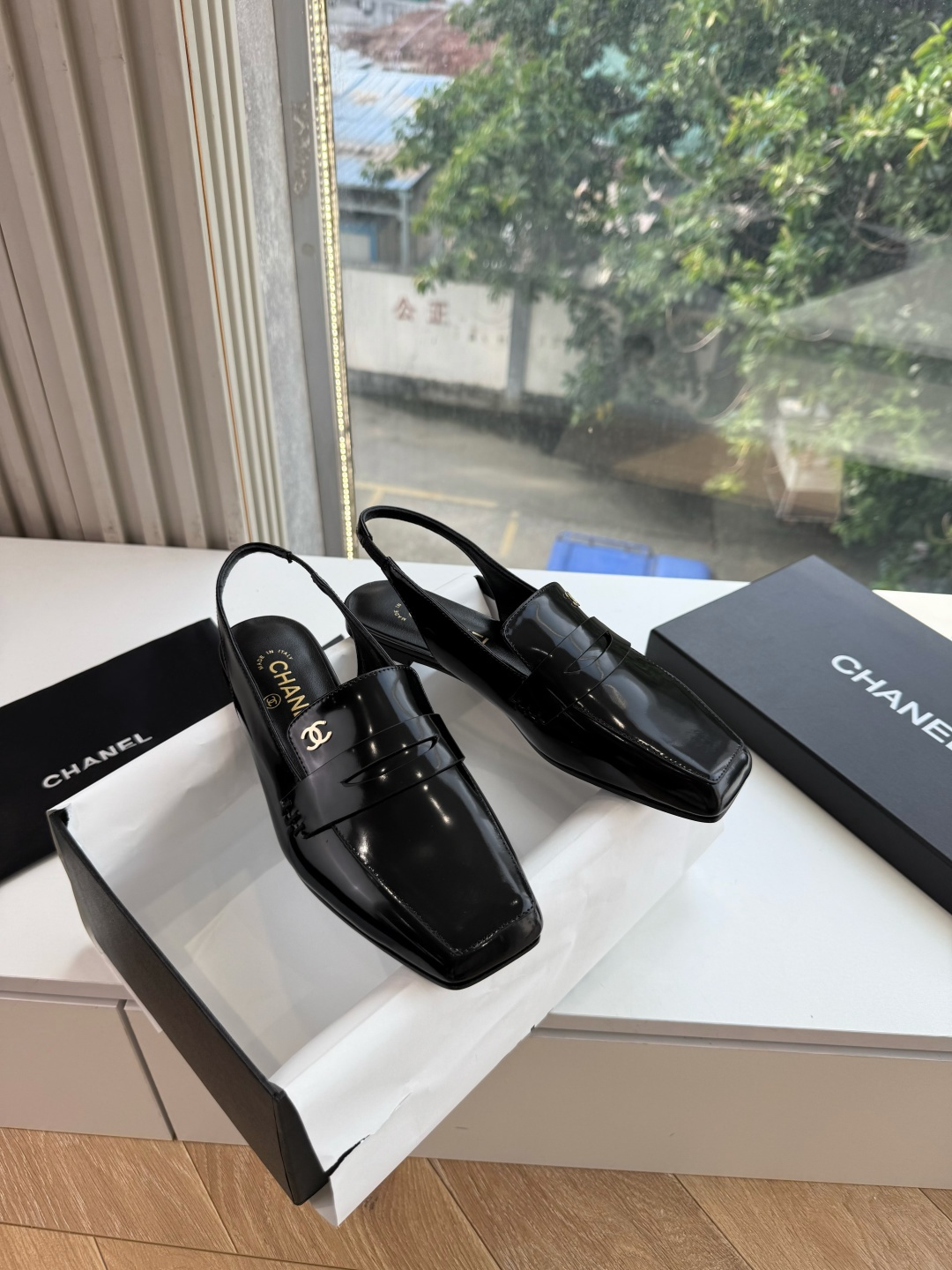 G988😀CHANEL* 香奈儿小香2026专柜同步新款高跟鞋单鞋凉鞋 极简设计 超好搭配的日常款、无论高度 质感都无可 G988😀CHANEL* 香奈儿小香2026专柜同步新款高跟鞋单鞋凉鞋 极简设计 超好搭配的日常款、无论高度 质感都无可