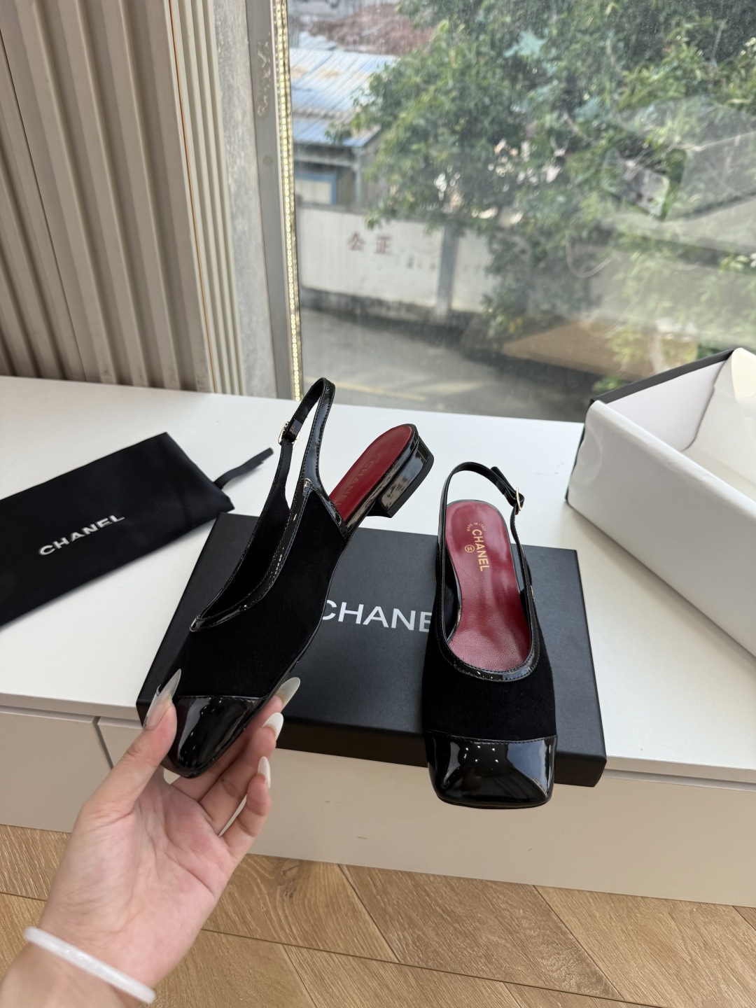 G238😀CHANEL* 香奈儿小香2026专柜同步新款高跟鞋单鞋凉鞋 极简设计 超好搭配的日常款、无论高度 质感都无可 G238😀CHANEL* 香奈儿小香2026专柜同步新款高跟鞋单鞋凉鞋 极简设计 超好搭配的日常款、无论高度 质感都无可