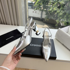 G238😀CHANEL* 香奈儿小香2026专柜同步新款高跟鞋单鞋凉鞋 极简设计 超好搭配的日常款、无论高度 质感都无可 G238😀CHANEL* 香奈儿小香2026专柜同步新款高跟鞋单鞋凉鞋 极简设计 超好搭配的日常款、无论高度 质感都无可