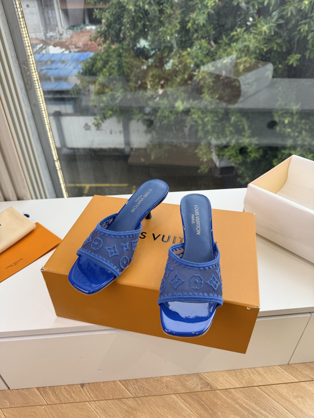 G199所见即所得顶级版本LV | 路易威登 X TM 6AM 村上隆联名款樱桃凉鞋新款 单鞋凉鞋顶级版本‼️原版一致 G199所见即所得顶级版本LV | 路易威登 X TM 6AM 村上隆联名款樱桃凉鞋新款 单鞋凉鞋顶级版本‼️原版一致