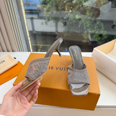 G199所见即所得顶级版本LV | 路易威登 X TM 6AM 村上隆联名款樱桃凉鞋新款 单鞋凉鞋顶级版本‼️原版一致 G199所见即所得顶级版本LV | 路易威登 X TM 6AM 村上隆联名款樱桃凉鞋新款 单鞋凉鞋顶级版本‼️原版一致