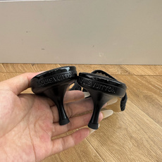 G199所见即所得顶级版本LV | 路易威登 X TM 6AM 村上隆联名款樱桃凉鞋新款 单鞋凉鞋顶级版本‼️原版一致 G199所见即所得顶级版本LV | 路易威登 X TM 6AM 村上隆联名款樱桃凉鞋新款 单鞋凉鞋顶级版本‼️原版一致