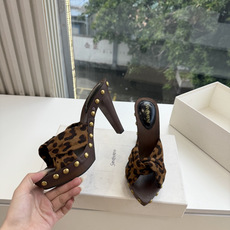 G288顶级品质Saint Laurent / 圣罗兰LeeYSL姐姐的美丽尤物又是人间圣罗兰 Rose同款的高跟鞋化很 G288顶级品质Saint Laurent / 圣罗兰LeeYSL姐姐的美丽尤物又是人间圣罗兰 Rose同款的高跟鞋化很