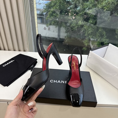 G238Chane*26ss新款玛丽珍单鞋高跟鞋凉鞋 温柔名媛的氛围感缓缓蔓延,圆润鞋头搭配精巧的小蝴蝶结,撞色方头贴标 G238Chane*26ss新款玛丽珍单鞋高跟鞋凉鞋 温柔名媛的氛围感缓缓蔓延,圆润鞋头搭配精巧的小蝴蝶结,撞色方头贴标