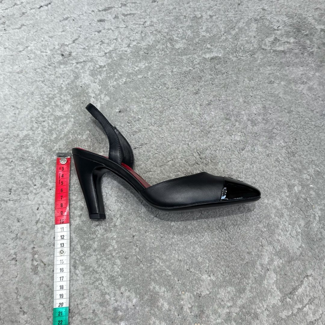 G238Chane*26ss新款玛丽珍单鞋高跟鞋凉鞋 温柔名媛的氛围感缓缓蔓延，圆润鞋头搭配精巧的小蝴蝶结，撞色方头贴标