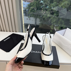 G238Chane*26ss新款玛丽珍单鞋高跟鞋凉鞋 温柔名媛的氛围感缓缓蔓延,圆润鞋头搭配精巧的小蝴蝶结,撞色方头贴标 G238Chane*26ss新款玛丽珍单鞋高跟鞋凉鞋 温柔名媛的氛围感缓缓蔓延,圆润鞋头搭配精巧的小蝴蝶结,撞色方头贴标