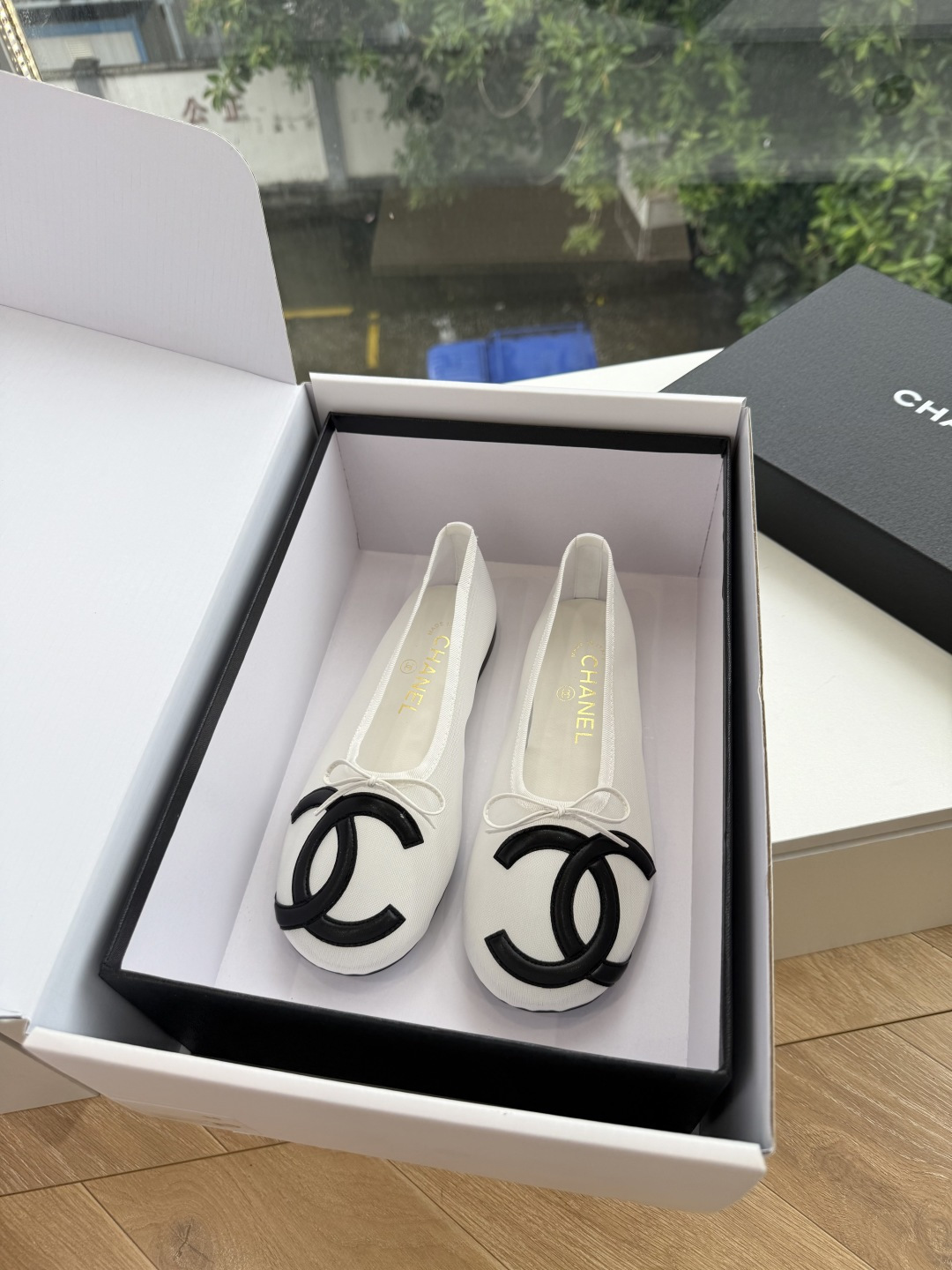 G027 😀CHANEL* 香奈儿小香2026专柜同步新款网面单鞋凉鞋 极简设计 超好搭配的日常款、无论高度 质感都无可
