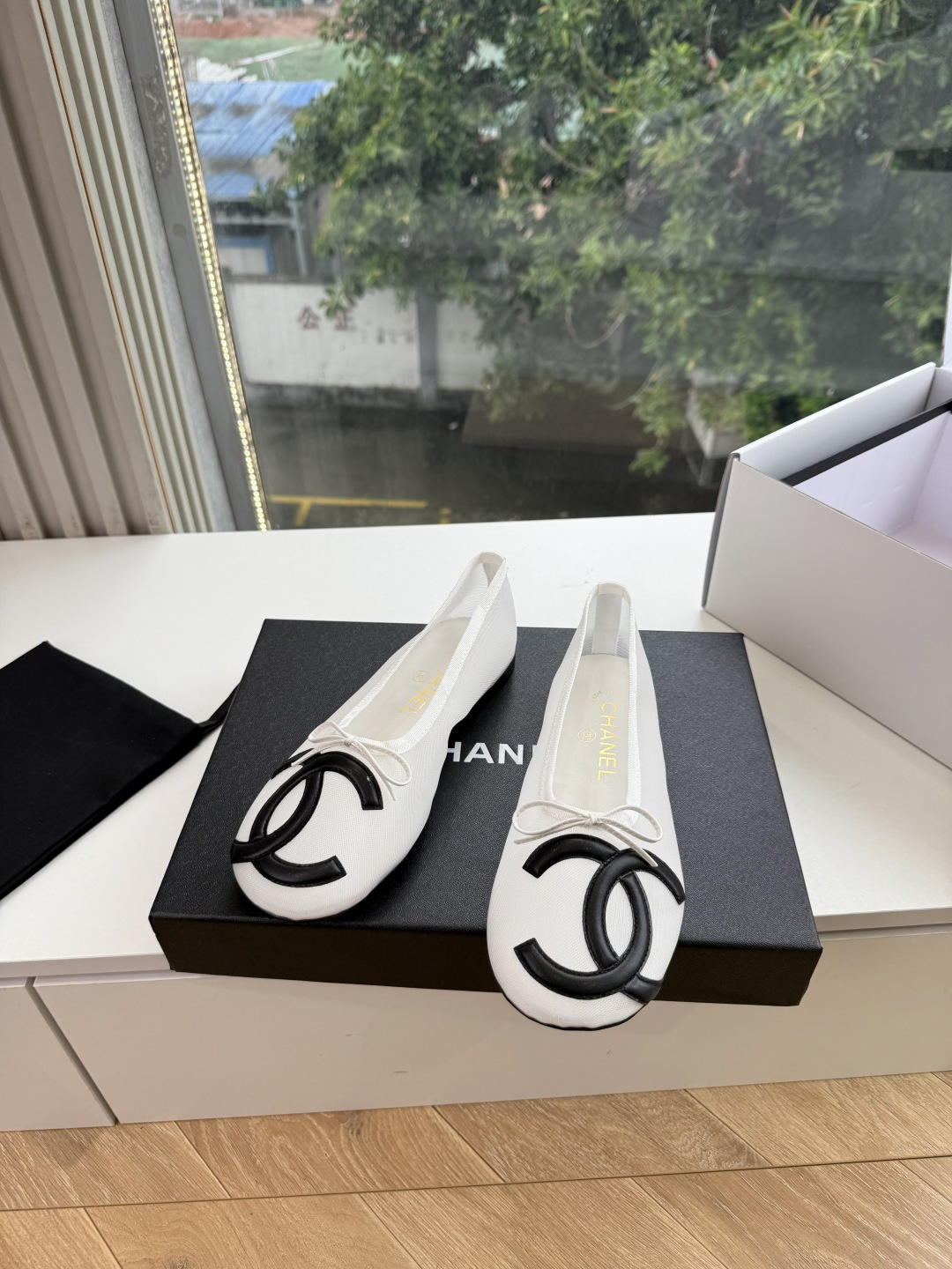 G027 😀CHANEL* 香奈儿小香2026专柜同步新款网面单鞋凉鞋 极简设计 超好搭配的日常款、无论高度 质感都无可