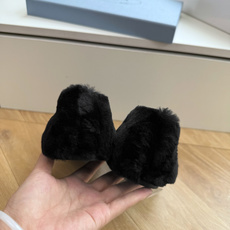 对版飞机盒G887prada普拉达最新玛丽珍乐福鞋单鞋复古时髦鞋面,让整双鞋轻便舒适 鲜艳色彩 满足不同风格时髦人士的多 对版飞机盒G887prada普拉达最新玛丽珍乐福鞋单鞋复古时髦鞋面,让整双鞋轻便舒适 鲜艳色彩 满足不同风格时髦人士的多