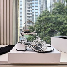 G339高品质 Celine春夏凯旋门时装鞋 柔美的露脚设计,脚踝绑带。 上脚真的超级显瘦超级美 C家特定的精致凯旋门l G339高品质 Celine春夏凯旋门时装鞋 柔美的露脚设计,脚踝绑带。 上脚真的超级显瘦超级美 C家特定的精致凯旋门l