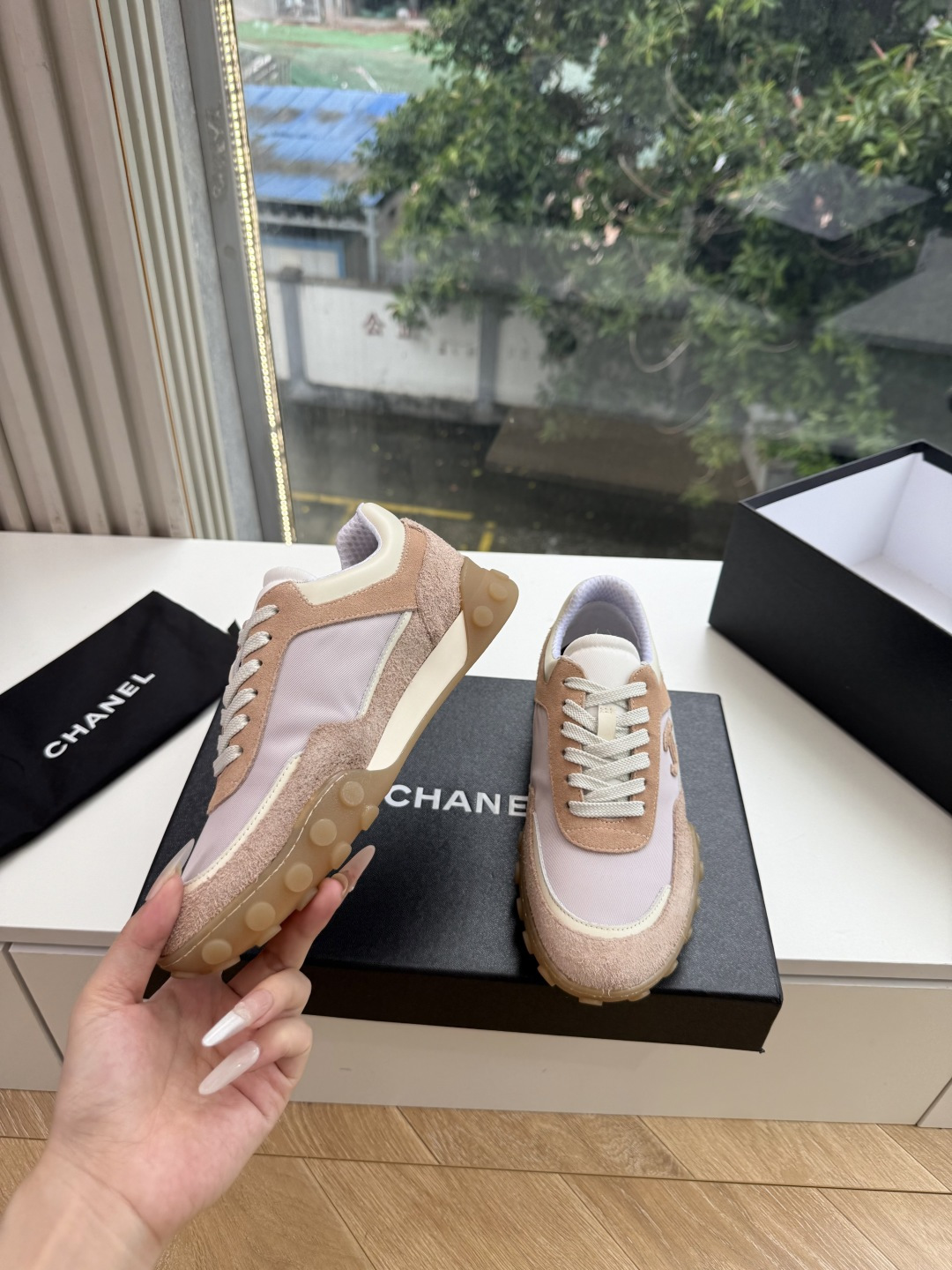G266😀CHANEL/香奈儿2026新款小香风麂皮圆头布面运动鞋时尚增高鞋休闲鞋德训鞋 面料：磨砂牛皮➕布面 内里：元