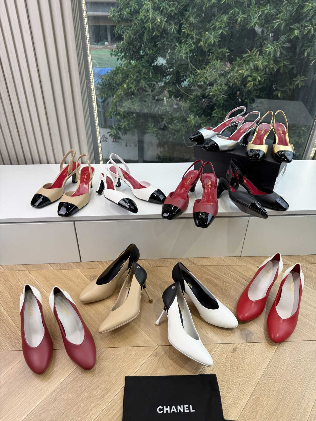 G238Chane*26ss新款玛丽珍单鞋高跟鞋凉鞋 温柔名媛的氛围感缓缓蔓延,圆润鞋头搭配精巧的小蝴蝶结,撞色方头贴标 G238Chane*26ss新款玛丽珍单鞋高跟鞋凉鞋 温柔名媛的氛围感缓缓蔓延,圆润鞋头搭配精巧的小蝴蝶结,撞色方头贴标