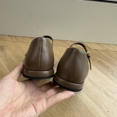 G887统一飞机盒顶级品质所见即所得Prada/普拉达26WF早春新品复古三角标褶皱粗跟平底玛丽珍鞋单鞋 当米兰1913 G887统一飞机盒顶级品质所见即所得Prada/普拉达26WF早春新品复古三角标褶皱粗跟平底玛丽珍鞋单鞋 当米兰1913