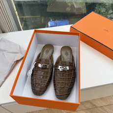 G393顶级版本Hermes 爱马仕春新款秋冬新出穆勒拖鞋乐福鞋简直是太完美了,亲大胆入,逛街妥妥的不需要创可贴还更新了 G393顶级版本Hermes 爱马仕春新款秋冬新出穆勒拖鞋乐福鞋简直是太完美了,亲大胆入,逛街妥妥的不需要创可贴还更新了
