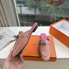 G393顶级版本Hermes 爱马仕春新款秋冬新出穆勒拖鞋乐福鞋简直是太完美了,亲大胆入,逛街妥妥的不需要创可贴还更新了 G393顶级版本Hermes 爱马仕春新款秋冬新出穆勒拖鞋乐福鞋简直是太完美了,亲大胆入,逛街妥妥的不需要创可贴还更新了