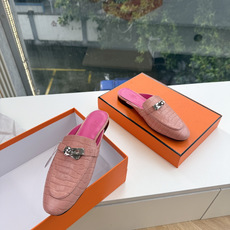 G393顶级版本Hermes 爱马仕春新款秋冬新出穆勒拖鞋乐福鞋简直是太完美了,亲大胆入,逛街妥妥的不需要创可贴还更新了 G393顶级版本Hermes 爱马仕春新款秋冬新出穆勒拖鞋乐福鞋简直是太完美了,亲大胆入,逛街妥妥的不需要创可贴还更新了