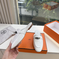G393顶级版本Hermes 爱马仕春新款秋冬新出穆勒拖鞋乐福鞋简直是太完美了,亲大胆入,逛街妥妥的不需要创可贴还更新了 G393顶级版本Hermes 爱马仕春新款秋冬新出穆勒拖鞋乐福鞋简直是太完美了,亲大胆入,逛街妥妥的不需要创可贴还更新了