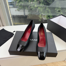 G238Chane*26ss新款玛丽珍单鞋高跟鞋凉鞋 温柔名媛的氛围感缓缓蔓延,圆润鞋头搭配精巧的小蝴蝶结,撞色方头贴标 G238Chane*26ss新款玛丽珍单鞋高跟鞋凉鞋 温柔名媛的氛围感缓缓蔓延,圆润鞋头搭配精巧的小蝴蝶结,撞色方头贴标