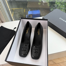 G238Chane*26ss新款玛丽珍单鞋高跟鞋凉鞋 温柔名媛的氛围感缓缓蔓延,圆润鞋头搭配精巧的小蝴蝶结,撞色方头贴标 G238Chane*26ss新款玛丽珍单鞋高跟鞋凉鞋 温柔名媛的氛围感缓缓蔓延,圆润鞋头搭配精巧的小蝴蝶结,撞色方头贴标