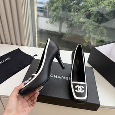 G238Chane*26ss新款玛丽珍单鞋高跟鞋凉鞋 温柔名媛的氛围感缓缓蔓延,圆润鞋头搭配精巧的小蝴蝶结,撞色方头贴标 G238Chane*26ss新款玛丽珍单鞋高跟鞋凉鞋 温柔名媛的氛围感缓缓蔓延,圆润鞋头搭配精巧的小蝴蝶结,撞色方头贴标