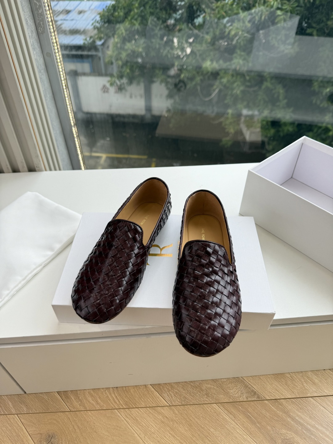 G679代购级别the roe单鞋一定要收了它 有一丢高级又简约的感觉其实除了好看以外它的舒适度真的是好穿到舍不得脱下来
