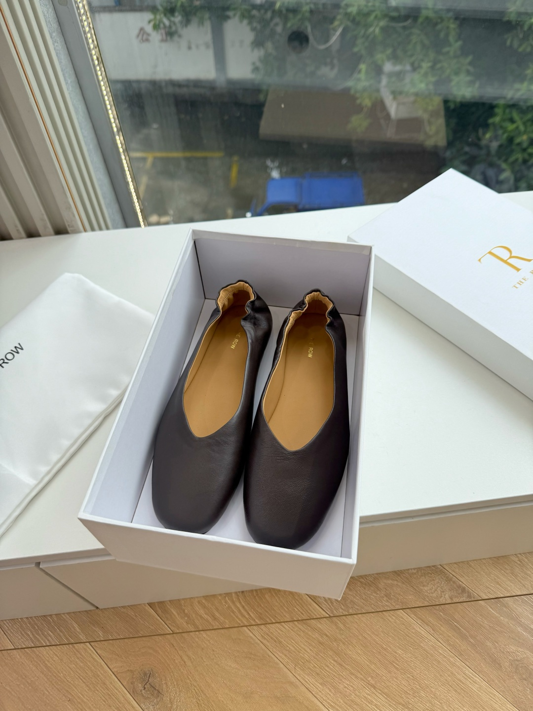 G679代购级别the roe单鞋一定要收了它 有一丢高级又简约的感觉其实除了好看以外它的舒适度真的是好穿到舍不得脱下来
