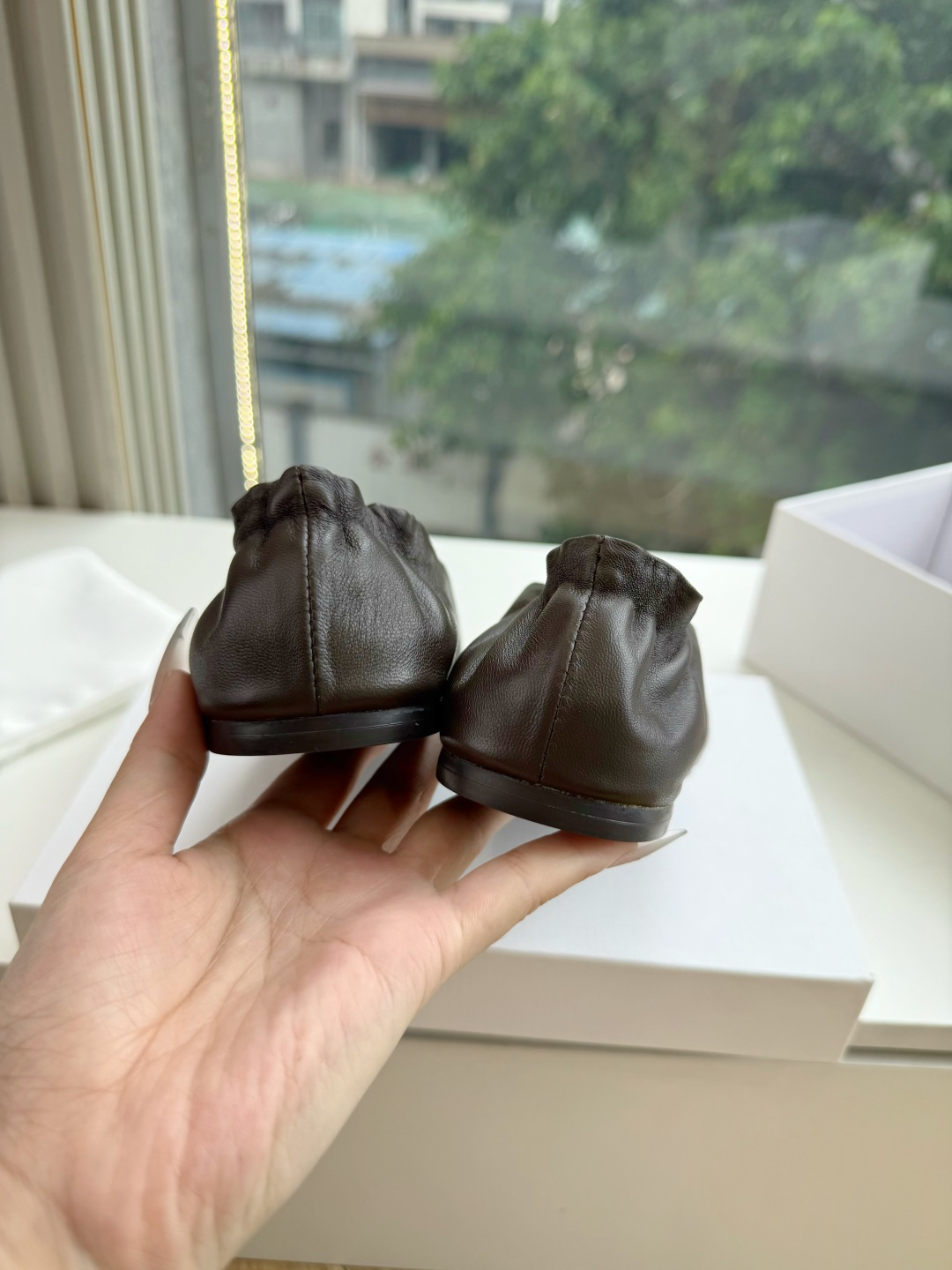 G679代购级别the roe单鞋一定要收了它 有一丢高级又简约的感觉其实除了好看以外它的舒适度真的是好穿到舍不得脱下来