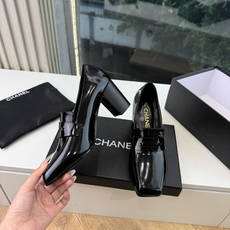 G988带飞机盒Chane*26ss夏季新款玛丽珍单鞋 温柔名媛的氛围感缓缓蔓延,圆润鞋头搭配精巧的小蝴蝶结,撞色双C贴 G988带飞机盒Chane*26ss夏季新款玛丽珍单鞋 温柔名媛的氛围感缓缓蔓延,圆润鞋头搭配精巧的小蝴蝶结,撞色双C贴
