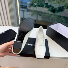 G988带飞机盒Chane*26ss夏季新款玛丽珍单鞋 温柔名媛的氛围感缓缓蔓延,圆润鞋头搭配精巧的小蝴蝶结,撞色双C贴 G988带飞机盒Chane*26ss夏季新款玛丽珍单鞋 温柔名媛的氛围感缓缓蔓延,圆润鞋头搭配精巧的小蝴蝶结,撞色双C贴