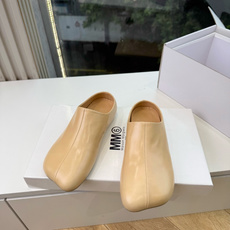 G077代购级别5Maison Margie马吉拉平底复古玛丽珍复古包头单鞋凉鞋棒了的版本 非常不好做!马吉拉分趾鞋又被 G077代购级别5Maison Margie马吉拉平底复古玛丽珍复古包头单鞋凉鞋棒了的版本 非常不好做!马吉拉分趾鞋又被
