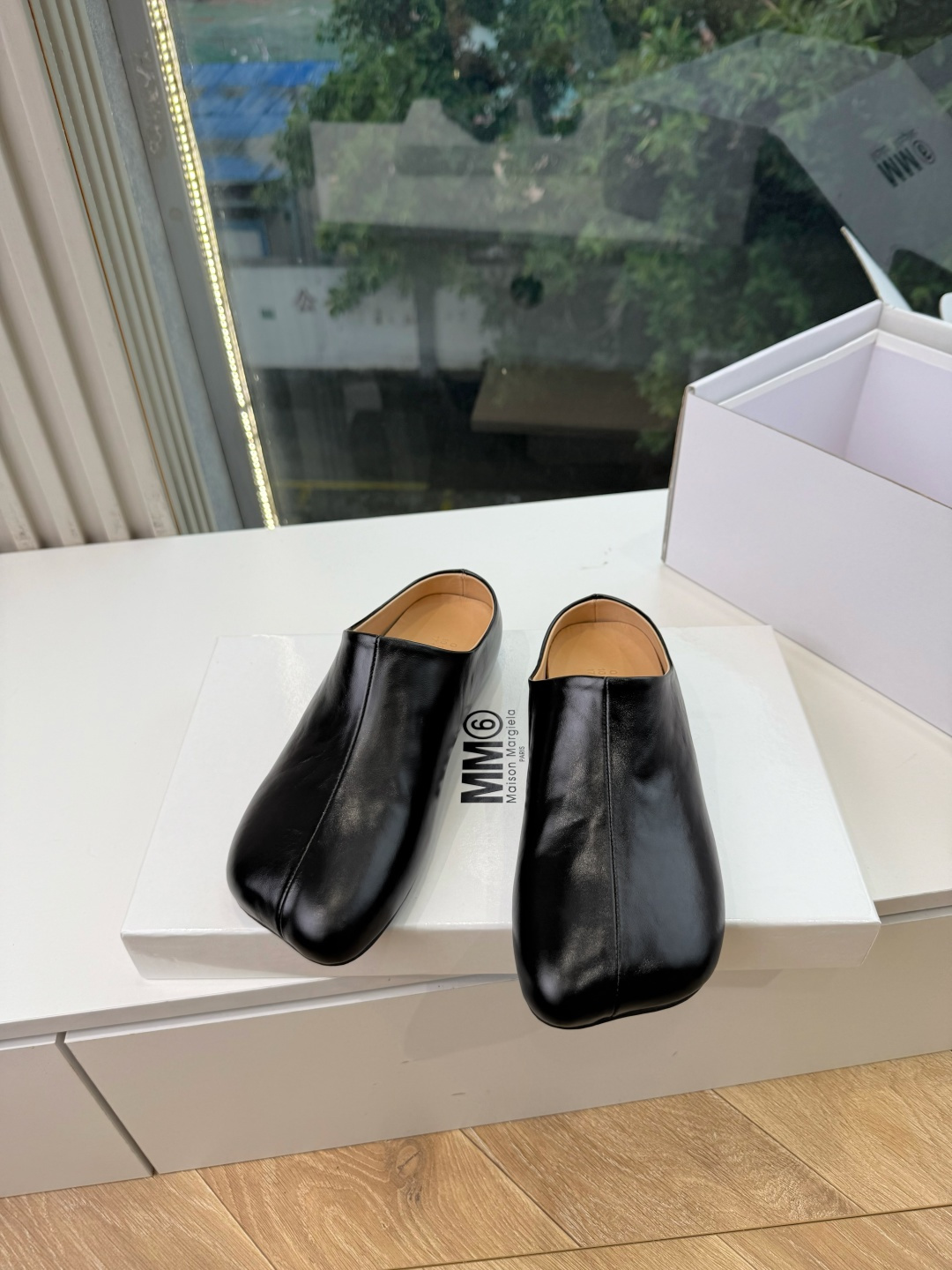 G077代购级别5Maison Margie马吉拉平底复古玛丽珍复古包头单鞋凉鞋棒了的版本 非常不好做！马吉拉分趾鞋又被