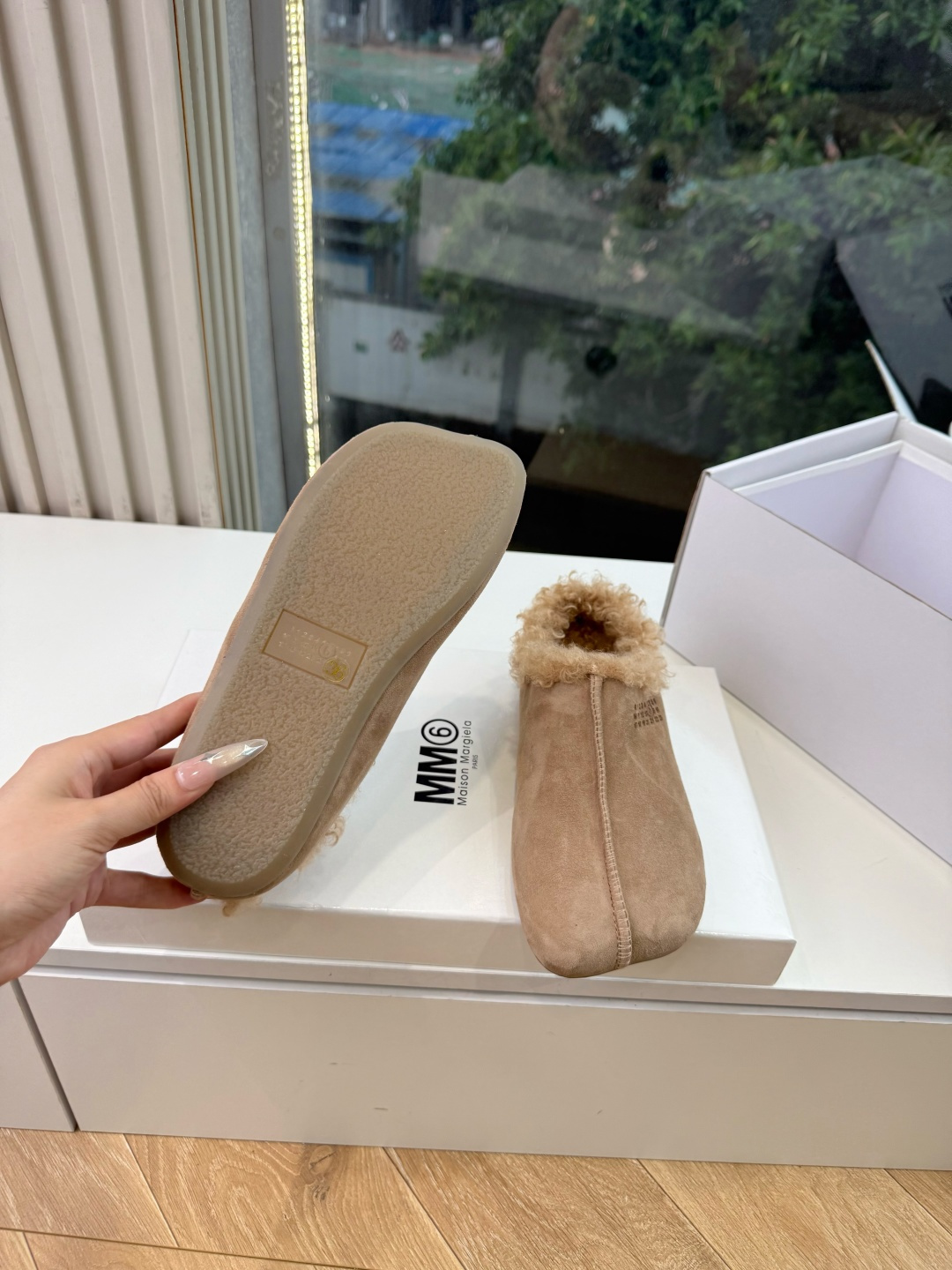 G077代购级别5Maison Margie马吉拉平底复古玛丽珍复古包头穆勒鞋棒了的版本 非常不好做!马吉拉分趾鞋又被推 G077代购级别5Maison Margie马吉拉平底复古玛丽珍复古包头穆勒鞋棒了的版本 非常不好做!马吉拉分趾鞋又被推