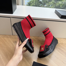 G012 CHANEL 香奈儿 2026 早秋新款 圆头 蝴蝶结 袜套芭蕾舞鞋这双把优雅刻在骨子里的Chanel袜靴!经 G012 CHANEL 香奈儿 2026 早秋新款 圆头 蝴蝶结 袜套芭蕾舞鞋这双把优雅刻在骨子里的Chanel袜靴!经