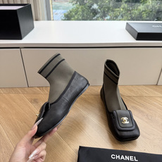 G012 CHANEL 香奈儿 2026 早秋新款 圆头 蝴蝶结 袜套芭蕾舞鞋这双把优雅刻在骨子里的Chanel袜靴!经 G012 CHANEL 香奈儿 2026 早秋新款 圆头 蝴蝶结 袜套芭蕾舞鞋这双把优雅刻在骨子里的Chanel袜靴!经